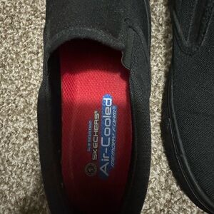 Sketchers non slip, only worn ONCE